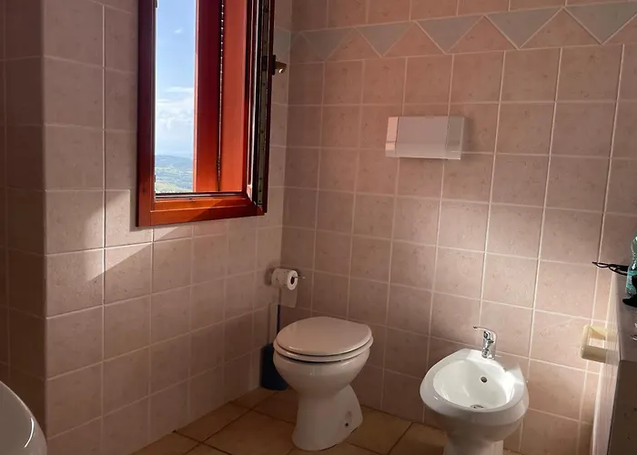 Casa San Pasquale, Casa Panoramica Immersa Nella Tranquillita 別荘 サン・パスクアーレ